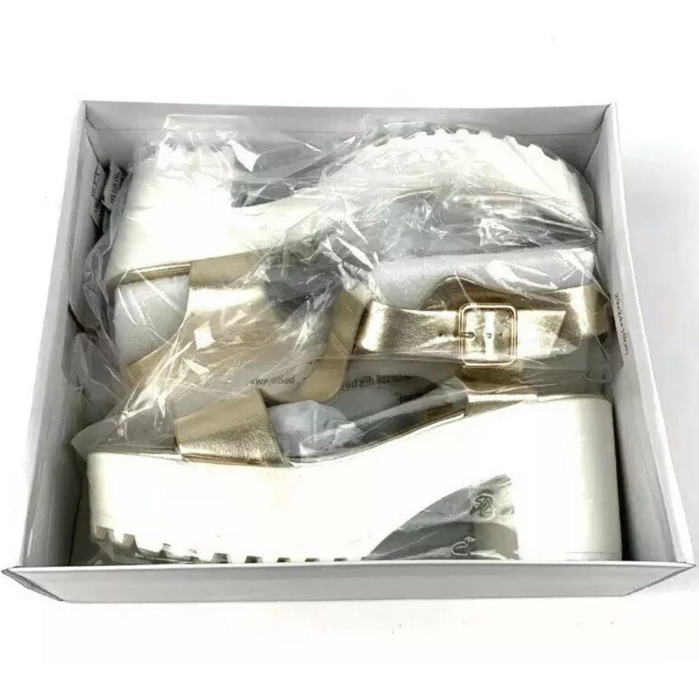 J.Adams- Women’s Corby Platform Sandal - Picture 9 of 12